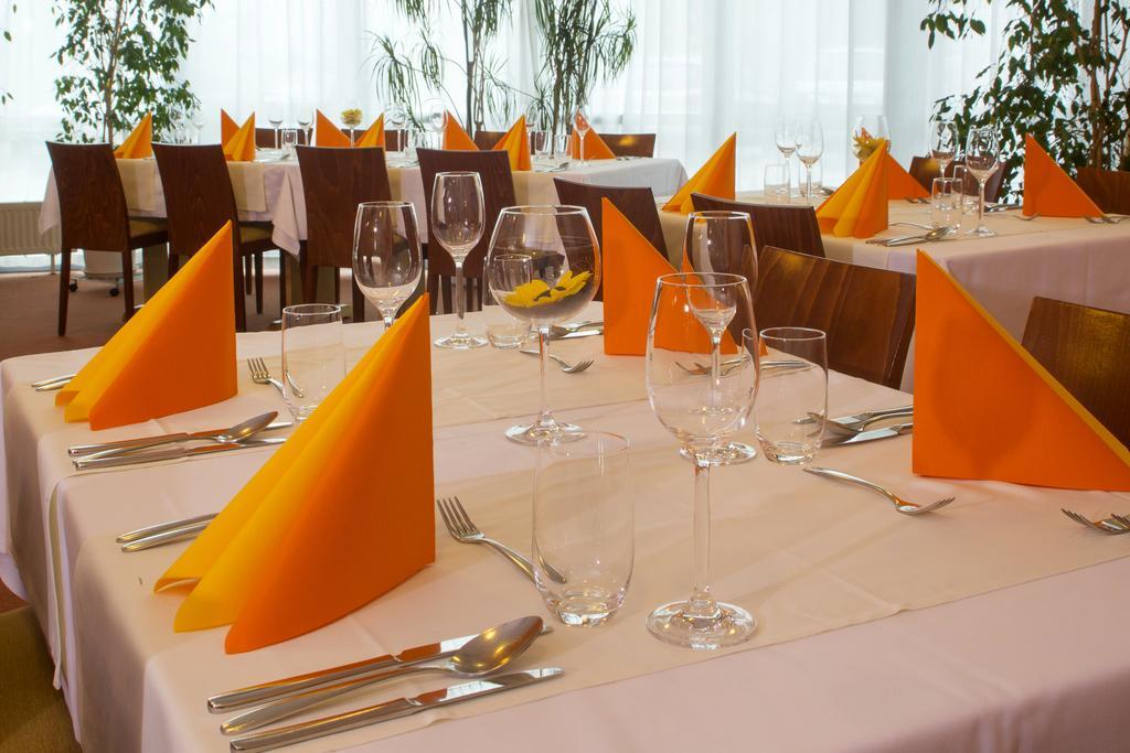 Hotel Krek Superior Lesce  Zewnętrze zdjęcie