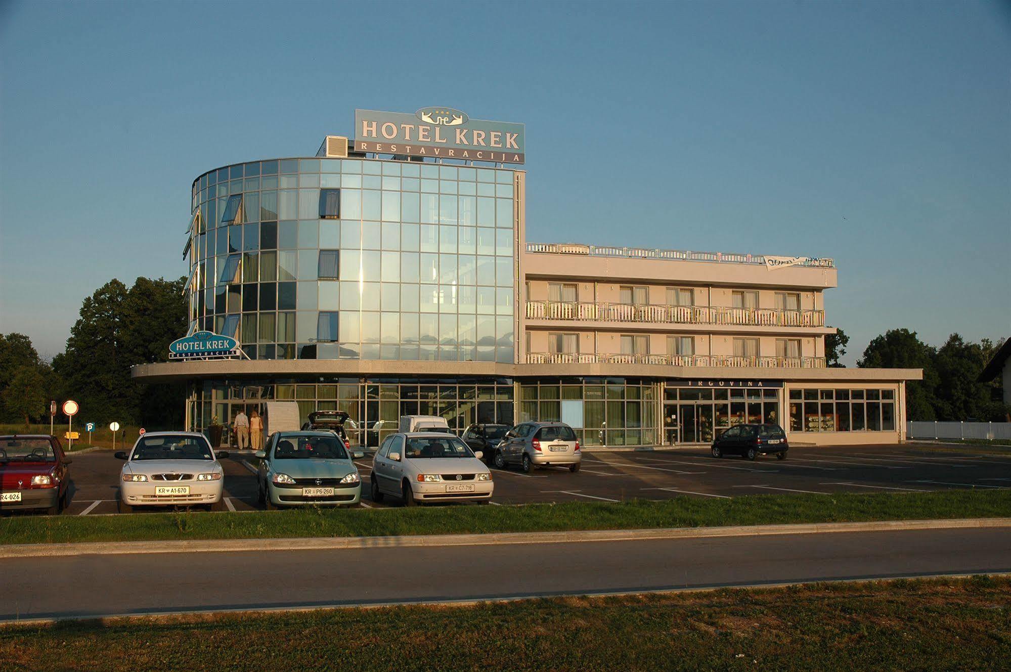Hotel Krek Superior Lesce  Zewnętrze zdjęcie