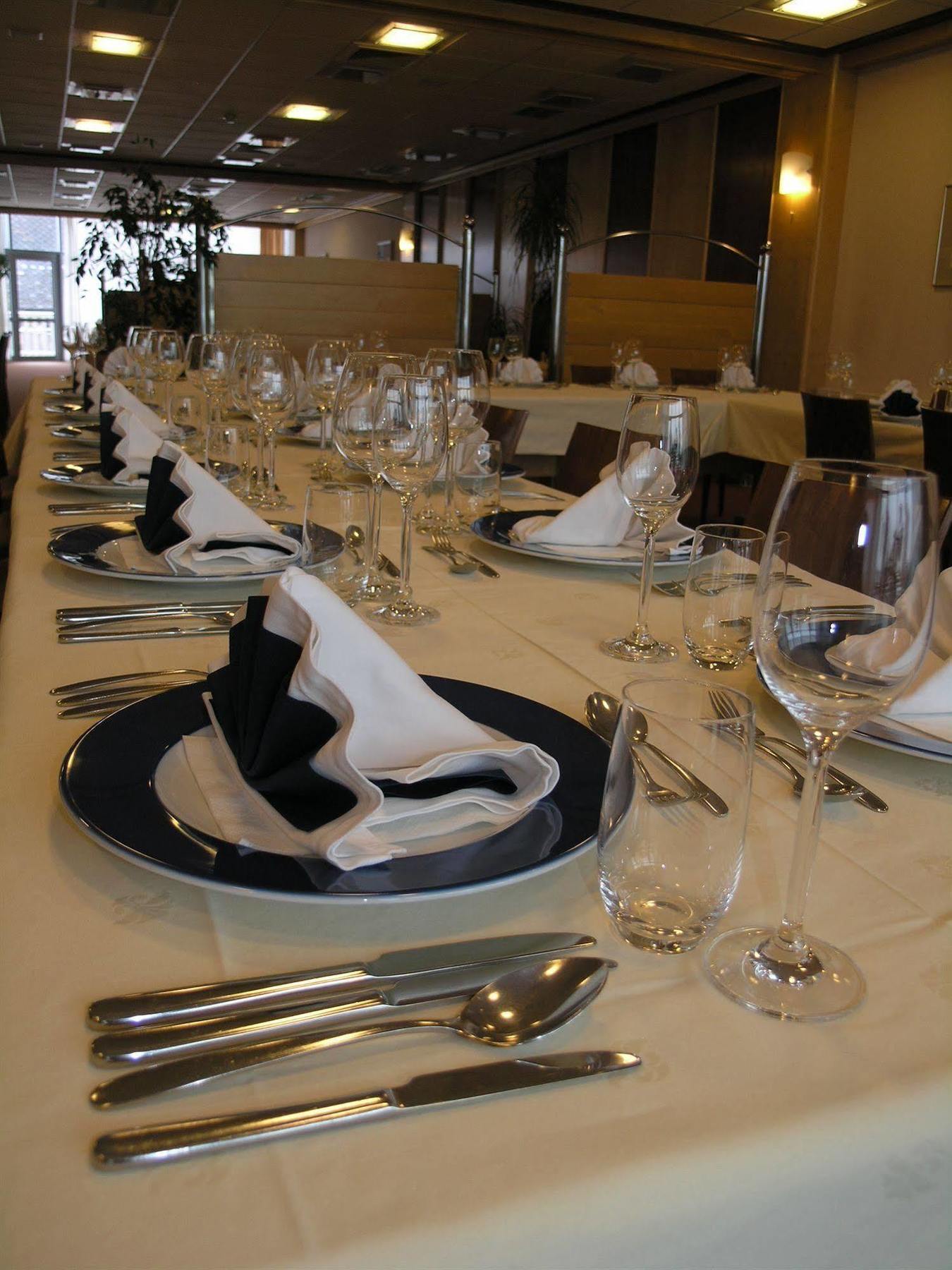 Hotel Krek Superior Lesce  Zewnętrze zdjęcie